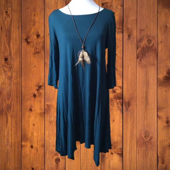 WILDE OF LOS ANGELES WOMEN'S SMALL 3/4 SLEEVE GREEN SWING DRESS W/NECKLACE NEW - Picture 1 of 7